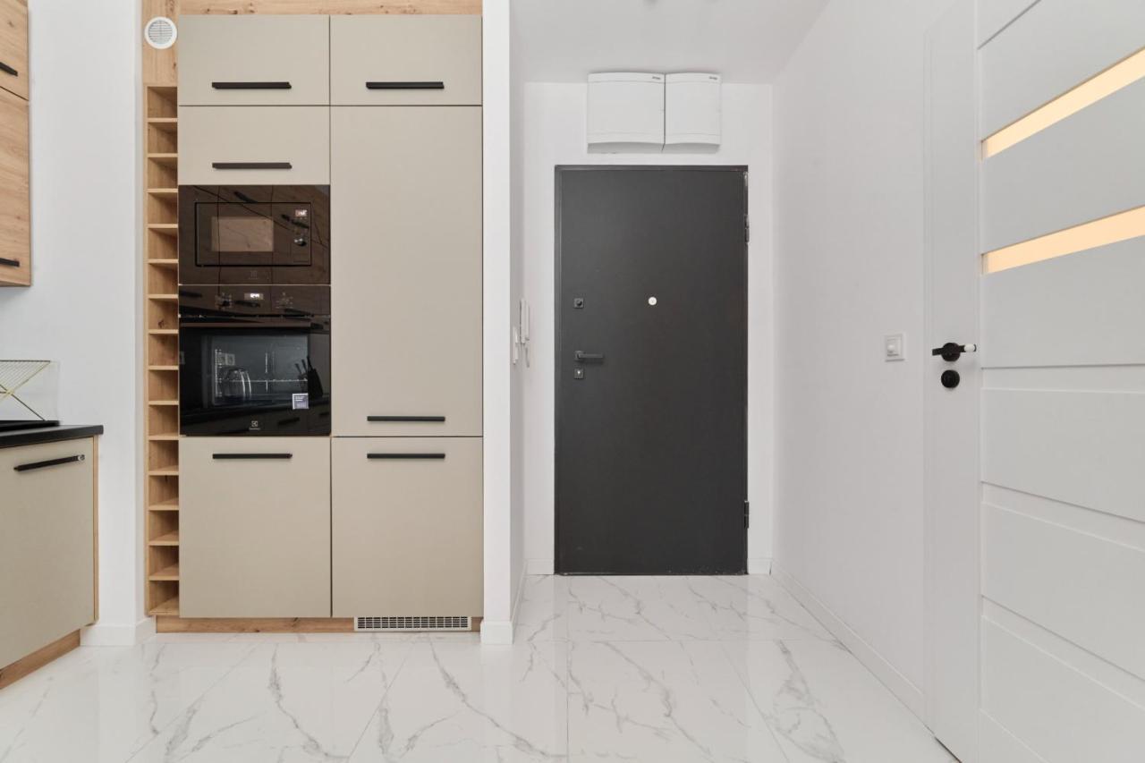Nowoczesny Apartament Z Balkonem I Parkingiem W Centrum Wroclawia By Noclegi Renters Εξωτερικό φωτογραφία